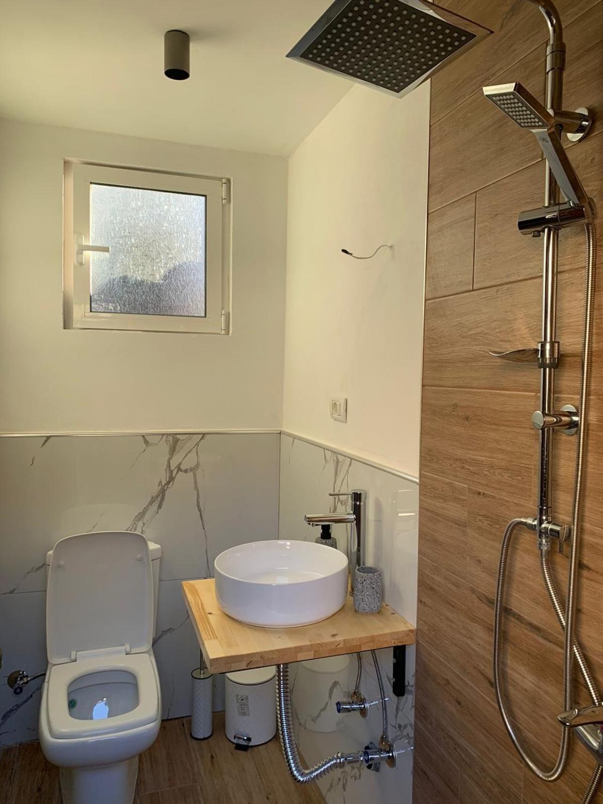 Vavla House Ubytování v soukromí Berat